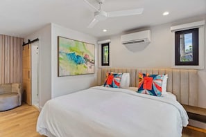 2 bedrooms, iron/ironing board, travel crib, free WiFi