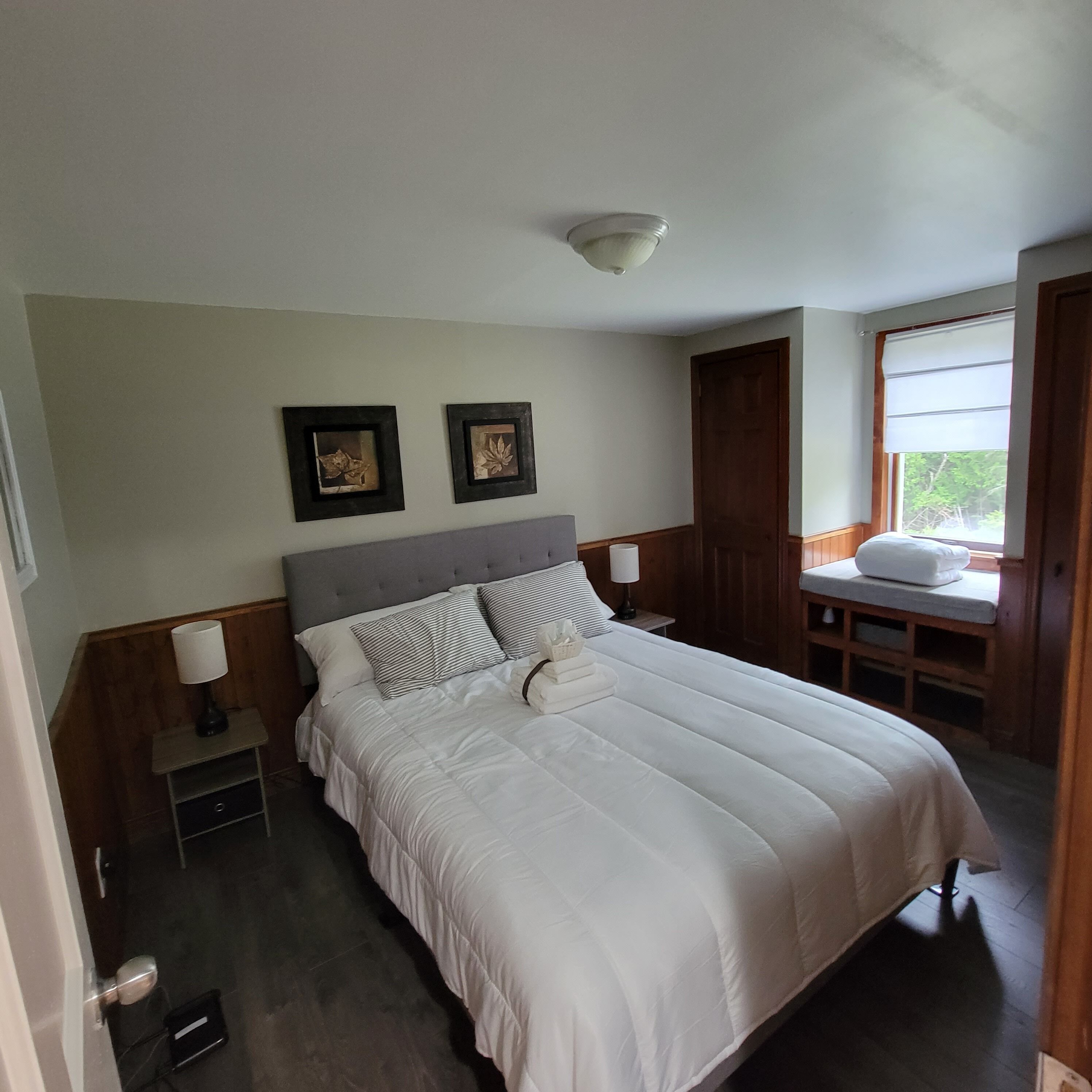 4 bedrooms, iron/ironing board, travel cot, free WiFi