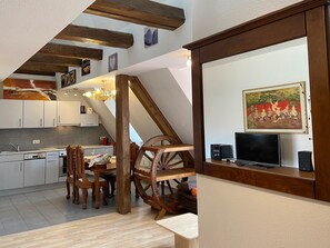 Réfrigérateur, four, plaque de cuisson, lave-vaisselle