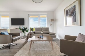 TV, lareira, aparelho de som