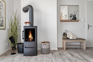 Interior - "BeachViewTwo": Holiday apartment right on the beach with sauna, balcony & Baltic Sea view (Olpenitz)