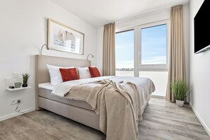 2 bedrooms, iron/ironing board, free WiFi