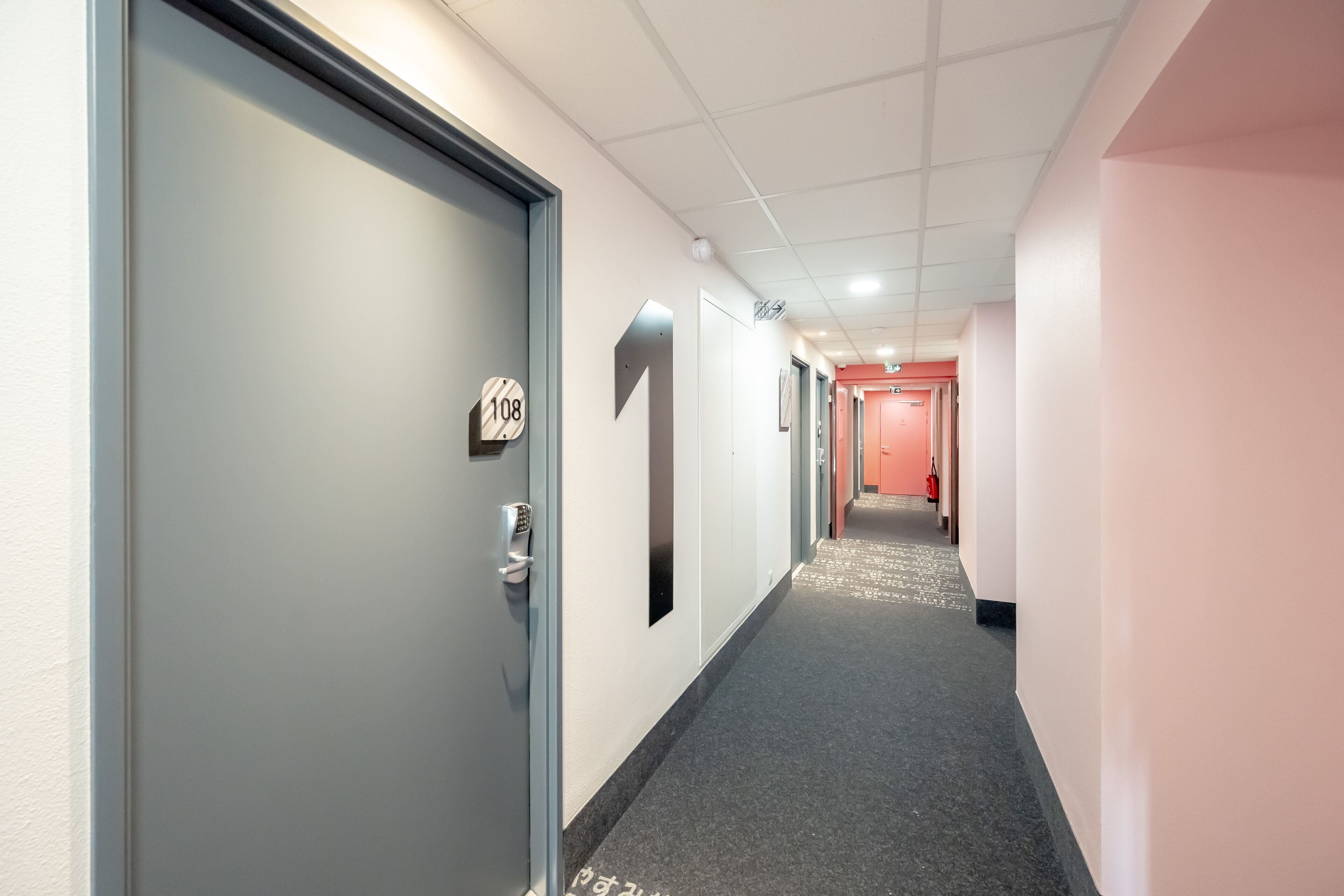 Foto - B&B HOTEL Toulon Centre Gare