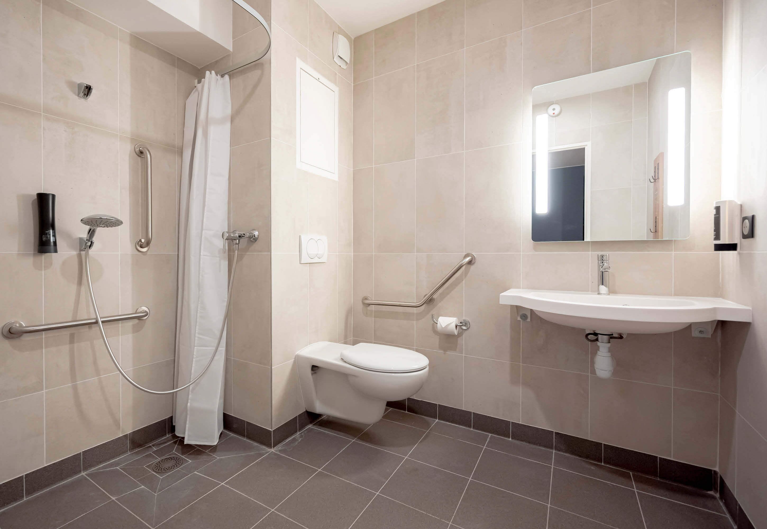 Foto - B&B HOTEL Toulon Centre Gare