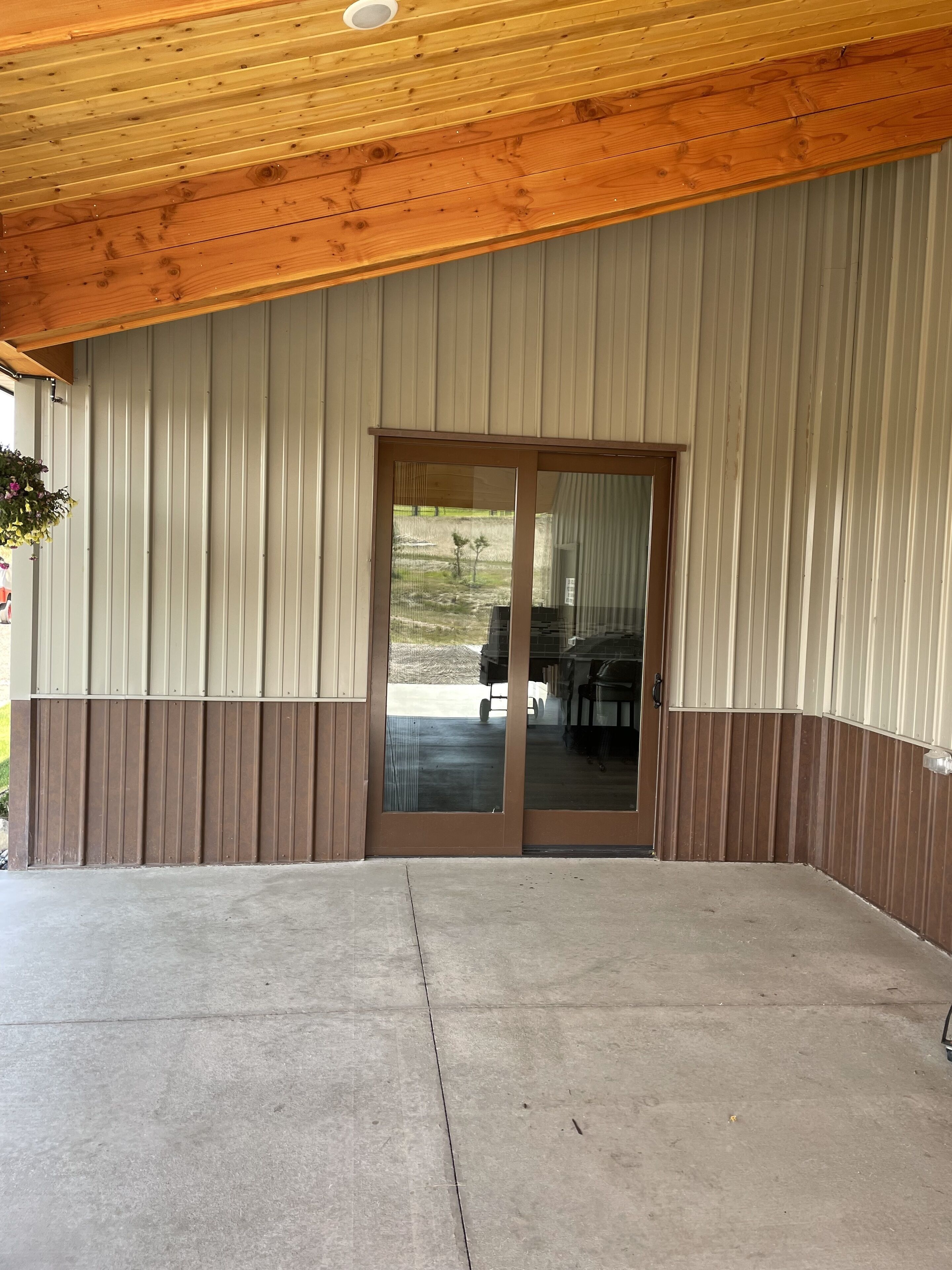 Farmhouse condo on Historic Wyoming Hereford Ranch