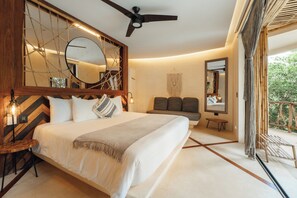 Minibar, in-room safe, laptop workspace, blackout drapes