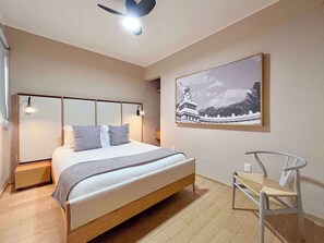 2 Schlafzimmer, Schreibtisch, Bügeleisen/Bügelbrett, WLAN