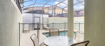 Paradise Palms Resort, Just Minutes From Disney!!!!