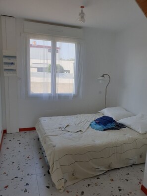 4 Schlafzimmer, Bügeleisen/Bügelbrett, kostenloses WLAN