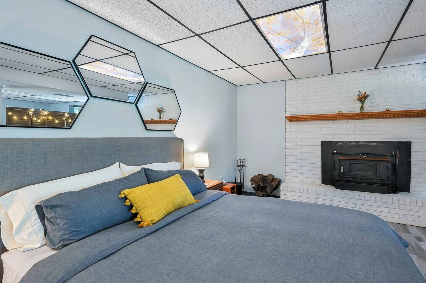 1 chambre, bureau, fer et planche à repasser, Wi-Fi gratuit