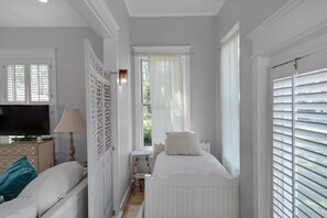 4 Schlafzimmer, Bügeleisen/Bügelbrett, WLAN, Bettwäsche