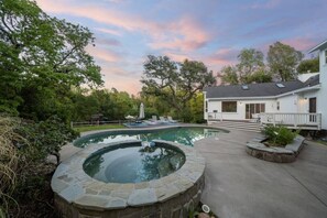 Pool - Farmhouse at Sonoma Oaks. Hot Tub, Pool, Bocce! (Santa Rosa)