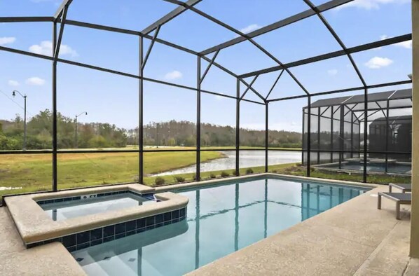 7 bedrooms, free WiFi