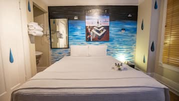 1 bedroom, desk, free WiFi, bed sheets