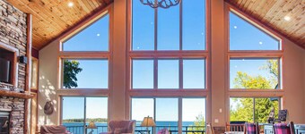 Waterfront Leech Lake Home w/ Dock, Fire Pit & Kayaks