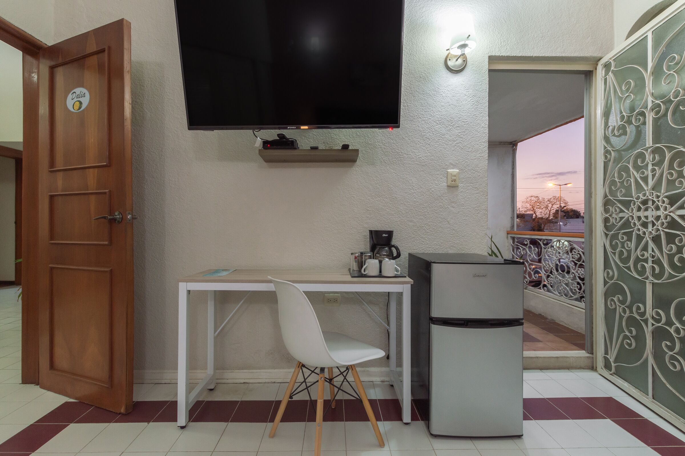Deluxe Double Room | Laptop workspace, blackout drapes, iron/ironing board, free WiFi