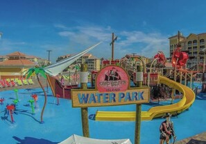 Children’s area - 8 minutes to the all theme parks! Family-sized condo with kitchen (Kissimmee)