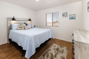 3 bedrooms, WiFi, bed sheets