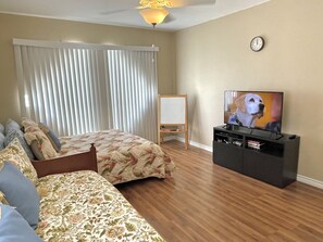 3 habitaciones, tabla de planchar con plancha y wifi gratis 