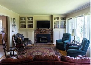 Smart TV, books