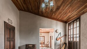 Unclassified image, 2 of 14, button - Hotel La Casa de las Sirenas (Tlacotalpan)