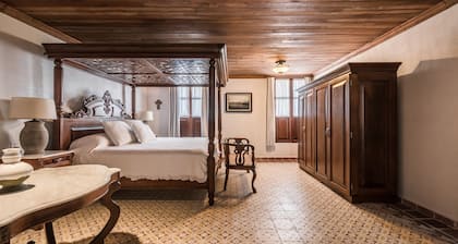 Hotel La Casa de las Sirenas
