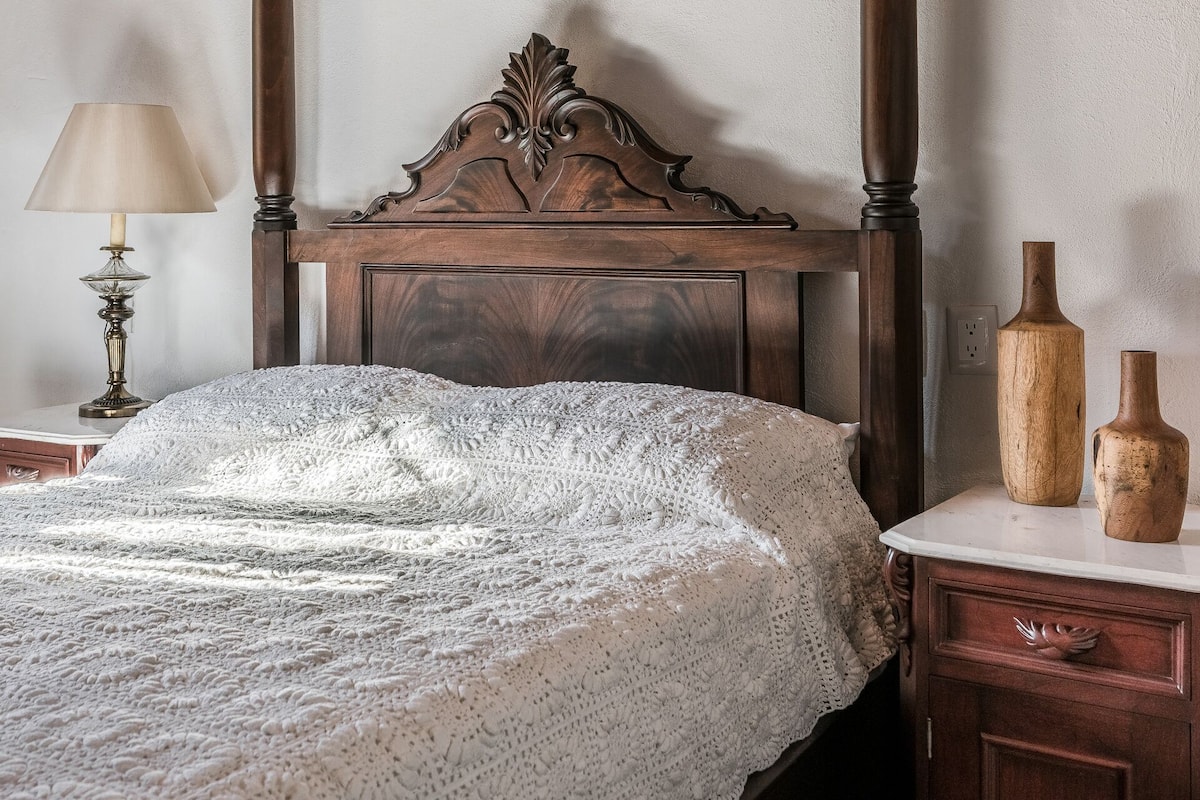 Doppia Standard, 1 letto matrimoniale | Ferro/asse da stiro, Wi-Fi gratuito, lenzuola