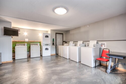 Suite 201 - 1BR Apartment | 1 Bed, 1 Bath