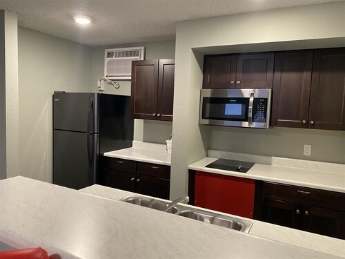 Suite 114 - 1BR Apartment | 1 Bed, 1 Bath