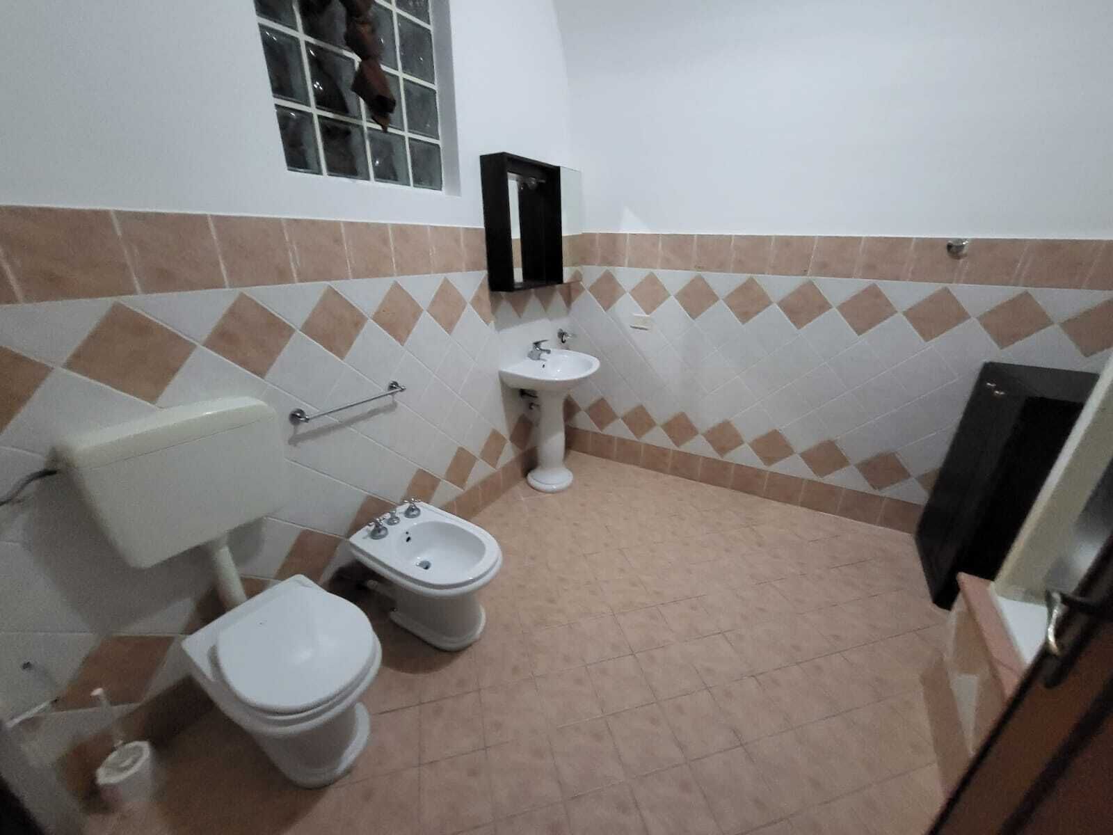Combinazione doccia/vasca, bidet