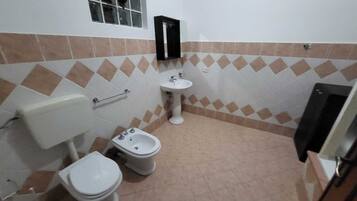 Combinazione doccia/vasca, bidet