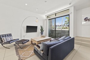 Comfort Apartment | Living area | 50-inch Smart TV with digital channels, TV