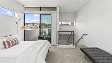 Apartemen Mewah | Didekorasi berbeda-beda dan dilengkapi dengan perabotan berbeda-beda