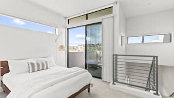 1 habitación, decoración personalizada y muebles diferentes