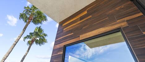 Luxury Apartment | Terrace/patio