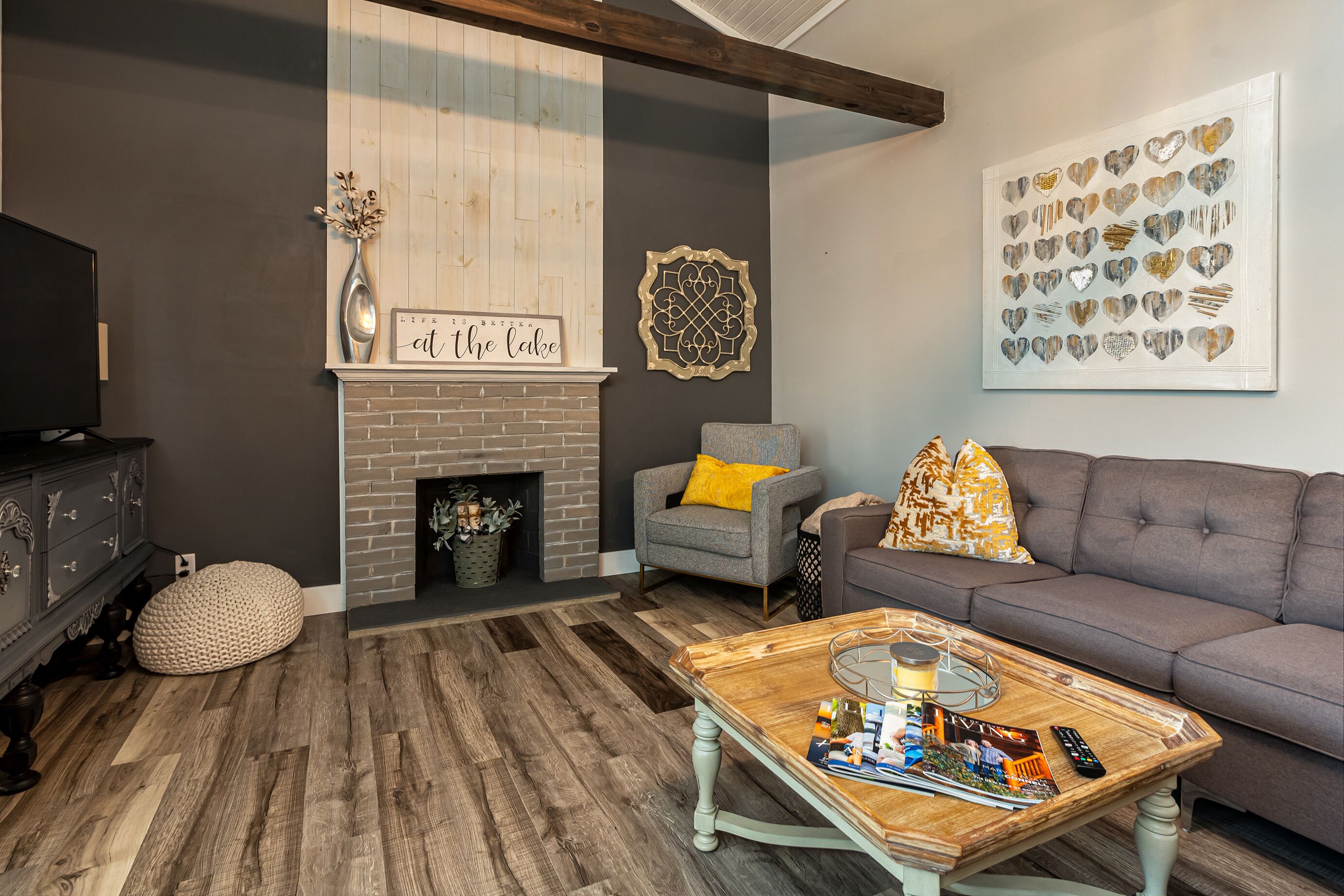 Smart-tv en een open haard