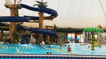 Piscina externa, piscina aquecida