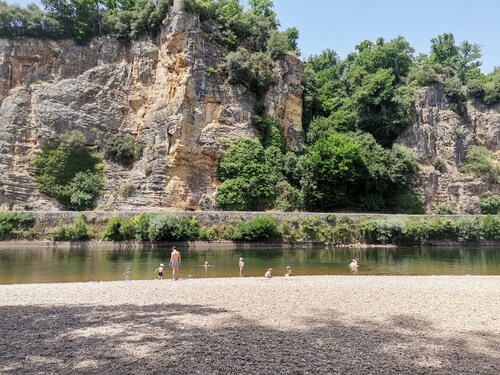 Lovely  Loft close to Black Périgord