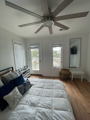 4 dormitorios, escritorio, wifi gratis y ropa de cama