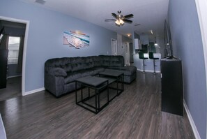 하우스 (5/4 Pool home located in Sunset Ridge) | 외관