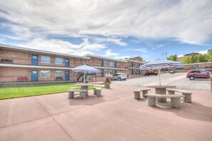 Exterior - Suite 111 - 1BR apartment on ground floor (Rapid City)