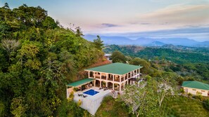 Exterior - Mount view  Villa Jaco Bijagual (Carara)