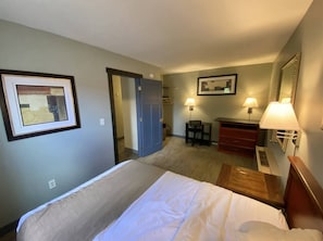 1 bedroom, free WiFi - The Sojourn - Apartment 305 (Rapid City)
