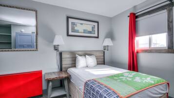 1 Schlafzimmer, Schreibtisch, WLAN, Bettwäsche