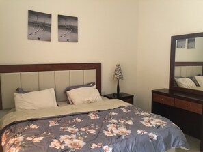 1 chambre, fer et planche à repasser, Wi-Fi gratuit