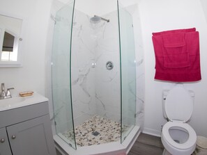 Ferienhaus (Large pool with jacuzzi, near the Dis) | Außenbereich