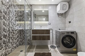 Douche, serviettes fournies