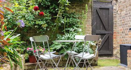 Ultra Central London | Leafy Street | Garden | King Bed | King's Cross