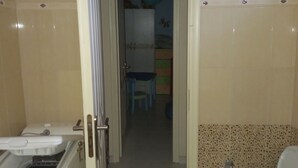 وحدات دش مع أحواض استحمام
