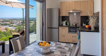 Casa Dolce Vita, recent studio, air-conditioned, with terrace with sea view